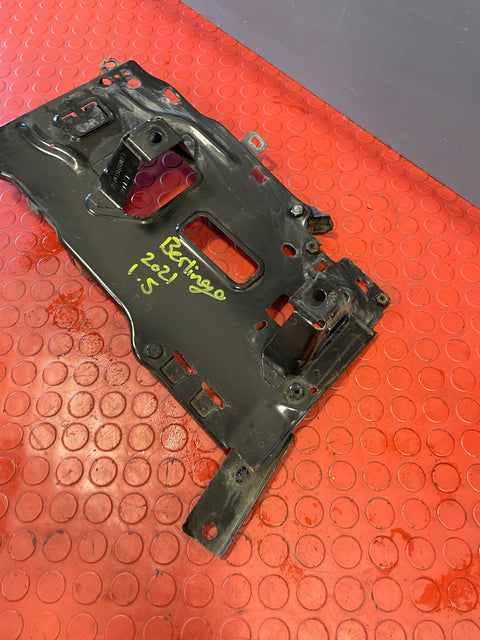 Citroen Berlingo/Peugeot Partner/Vauxhall Combo/Toyota Proace City BATTERY TRY AND BRACKET 1.5 2019-2024