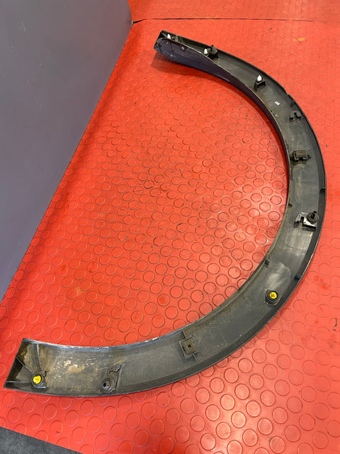 Ford Transit MK8 R/W/D REAR PASSENGER SIDE ARCH TRIM 2021