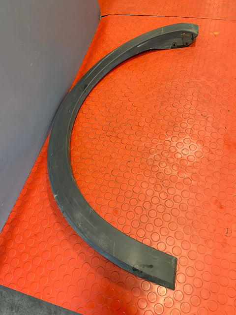 Ford Transit MK8 R/W/D REAR PASSENGER SIDE ARCH TRIM 2021