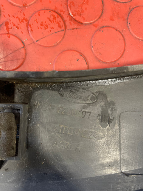 Ford Transit MK8 R/W/D REAR PASSENGER SIDE ARCH TRIM 2021
