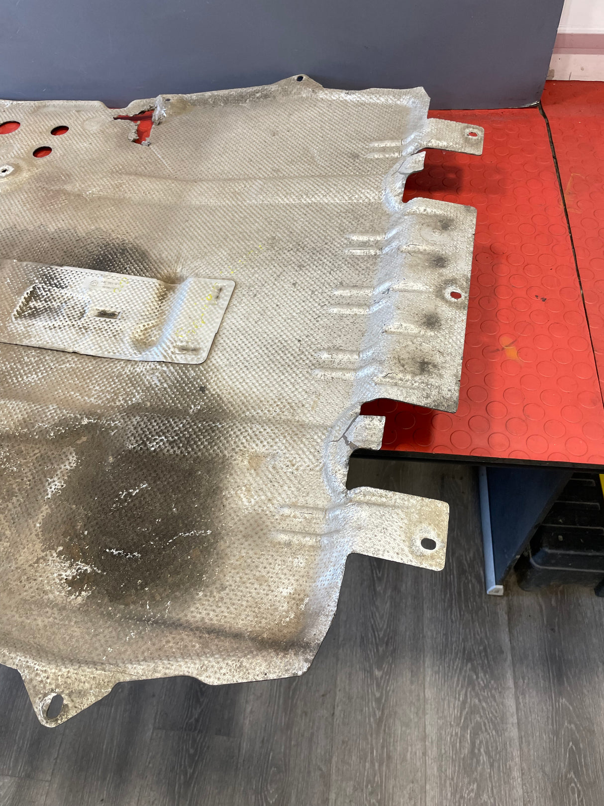 Citroen Berlingo/Peugeot Partner/Vauxhall combo/Toyota Proace City UNDER SUMP GAURD TRAY 1.5 2019-2024 TRAY P/N9828797280