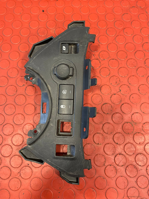 Citroen Berlingo/Peugeot Partner WINDOW SWITCH/LOCKING CONTROL PANEL (incomplete button) 2008-2018 P/N 9680932177