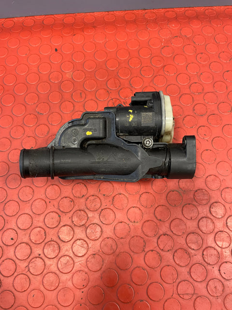 Citroen Dispatch/Peugeot Expert THERMOSTAT HOUSING w/ SWITCH & SENSOR 2.0 BlueHDi  2016-2024 P/N 9804160380