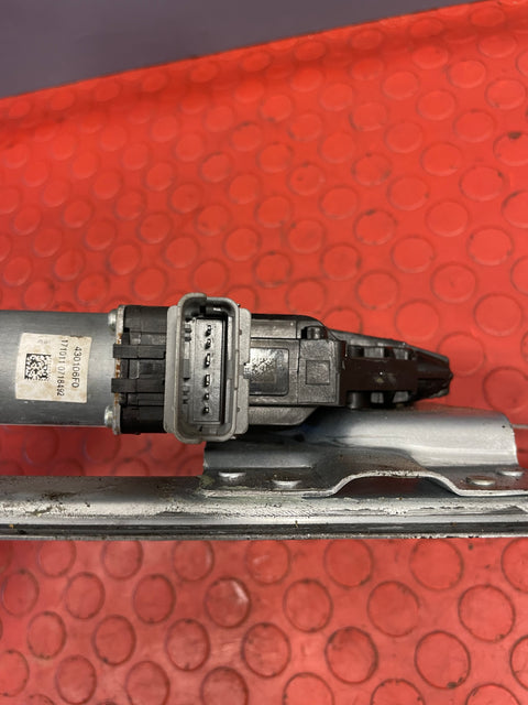 Citroen Berlingo/Peugeot Partner DRIVER SIDE FRONT DOOR WINDOW REGULATOR WITH MOTOR (6 PIN) 1.6 2008-2018 P/N 9802389180