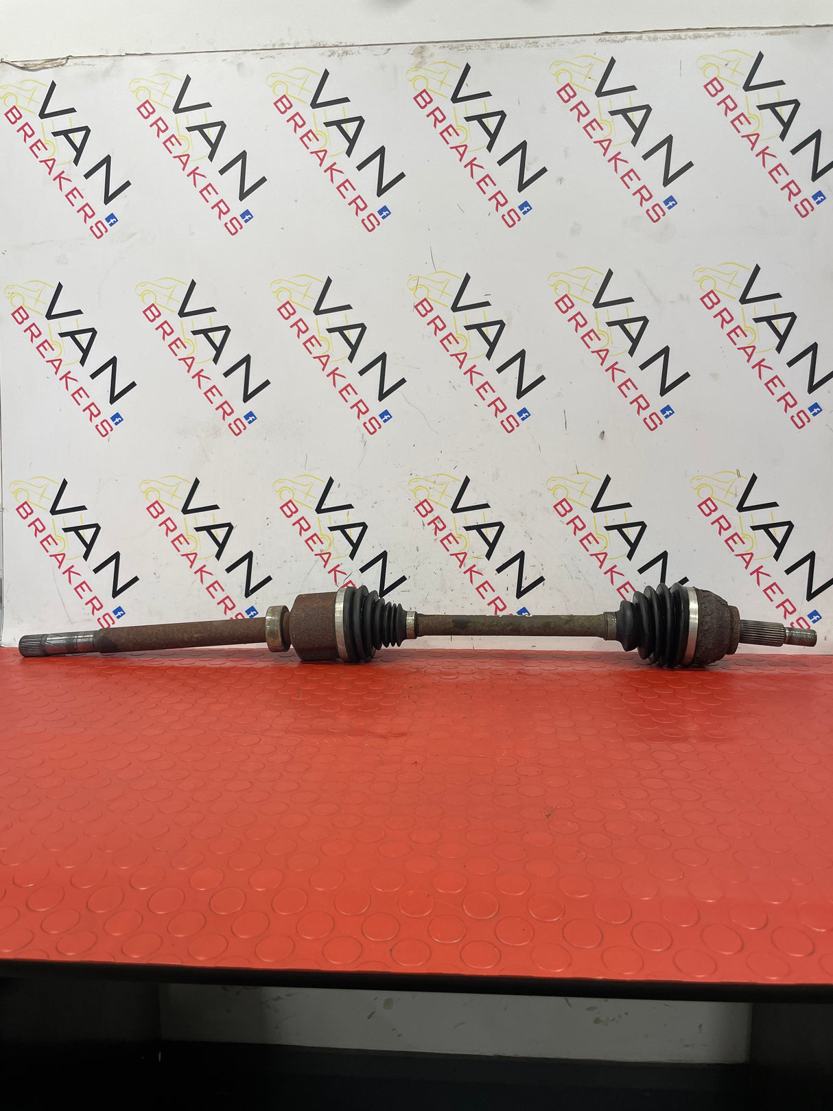 Renault Trafic/Vauxhall Vivaro/Nissan NV300 DRIVESHAFT Drivers Side 1.6 2014-2017 P/N 391005010R