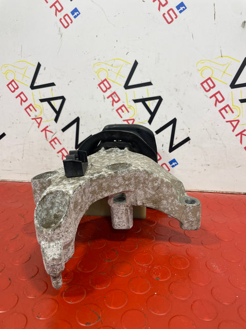 Renault Kangoo/Renault Grand Kangoo 1.5 DRIVERS SIDE ENGINE MOUNT P/N 112102294R