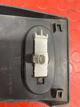 Mercedes Sprinter SIDE MARKER LIGHT/CLEARANCE LIGHT Damaged see pictures P/N A9068201456