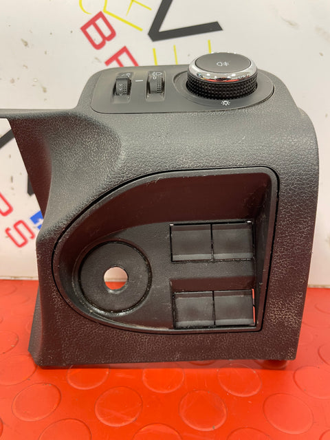 Citroen Berlingo Peugeot Partner Vauxhall Combo Toyota Proace City LIGHT SWITCH AND SURROUND  P/N 9823887977-0