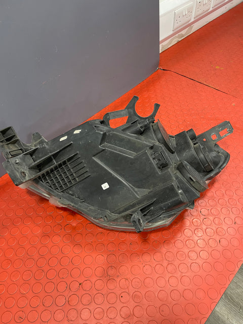 Citroen Berlingo/Peugeot Partner HEADLIGHT DRIVER SIDE RIGHT 2008-2016 P/N 9682828380-1