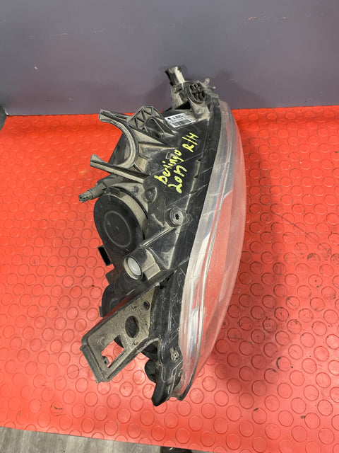 Citroen Berlingo/Peugeot Partner HEADLIGHT DRIVER SIDE RIGHT 2008-2016 P/N 9682828380-1