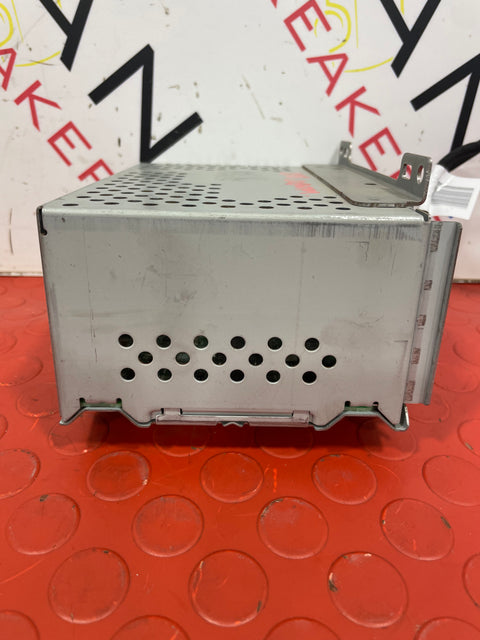 Ford Transit Custom RADIO AND CD PLAYER UNIT (FITS OTHER FORDS ASWELL) 2018-2023  P/N JK2T18D832DL