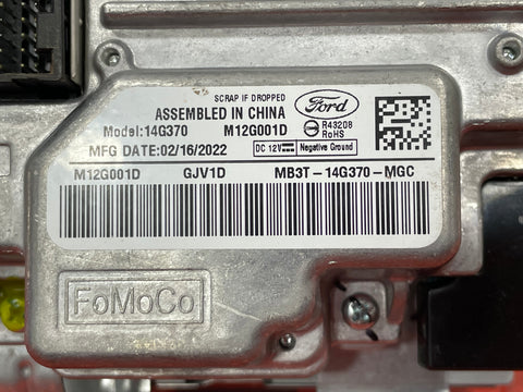 Ford Ranger  GPS NAVIGATION CONTROL UNIT  2022 (SMALL MARK ON SCREEN. SEE PICTURES) P/N  MB3T14G370MGC