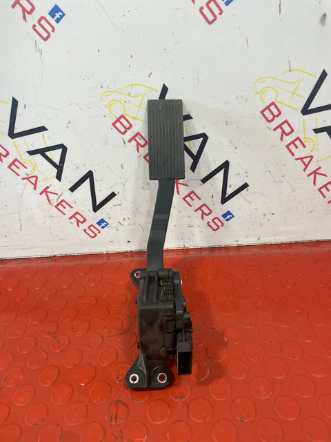 Nissan Navara THROTTLE PEDAL 2015-2024 P/N 180024KJ0A