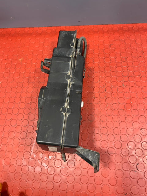 Citroen Berlingo/Peugeot Partner FUEL ADDITIVE TANK 1.6 2017 P/N 9672052180-2
