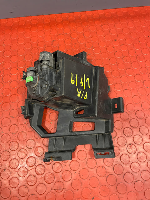 Citroen Berlingo Peugeot Partner FRONT PASSANGER FOG LIGHT AND BRACKET 2019-2024 89211690/9816770380