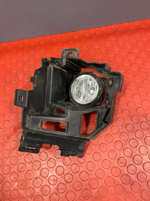 Citroen Berlingo Peugeot Partner FRONT PASSANGER FOG LIGHT AND BRACKET 2019-2024 89211690/9816770380