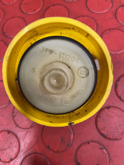 Vauxhall Movano/ Vivaro Yellow Oil Filler Cap  Ref: 93194622 / TD202382