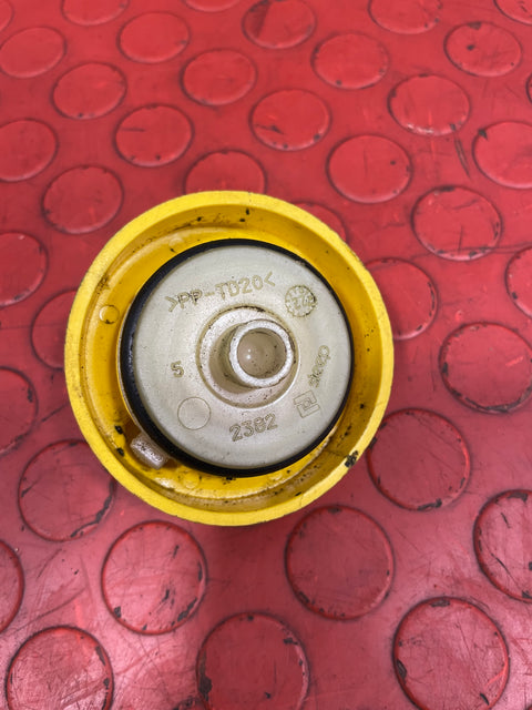 Vauxhall Movano/ Vivaro Yellow Oil Filler Cap  Ref: 93194622 / TD202382