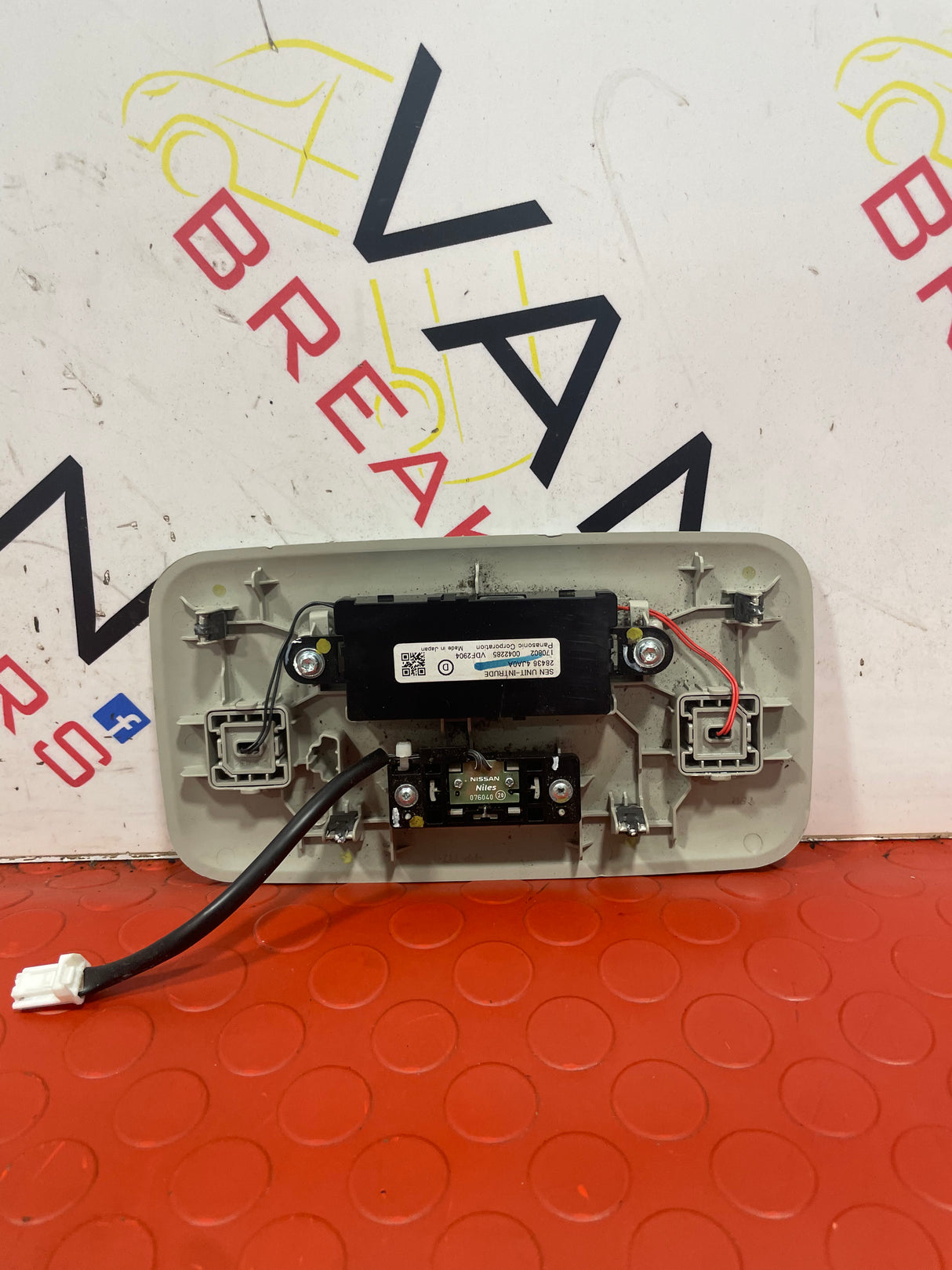 Nissan Navara INTRUDER ALARM SENSOR 2015-2024 P/N 284364JA0A