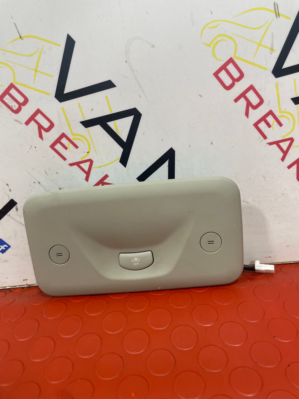 Nissan Navara INTRUDER ALARM SENSOR 2015-2024 P/N 284364JA0A