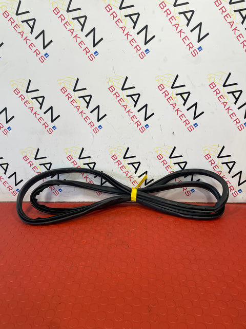 Nissan Navara D/S FRONT DOOR RUBBER SEAL 2015-2024 P/N 808314JA0A