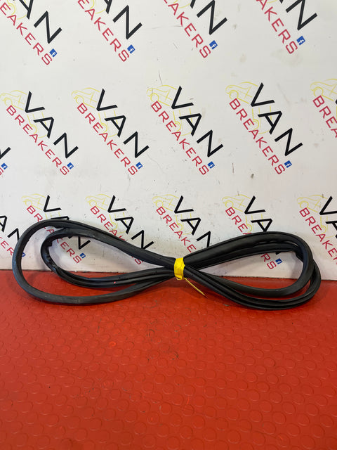 Nissan Navara D/S FRONT DOOR RUBBER SEAL 2015-2024 P/N 808314JA0A