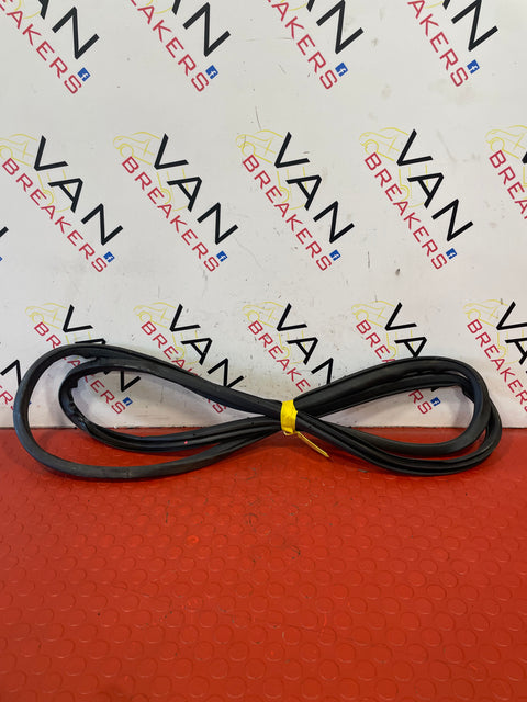 Nissan Navara D/S FRONT DOOR RUBBER SEAL 2015-2024 P/N 808314JA0A