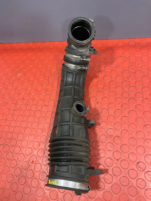 Ford Transit MK8 RWD 2.0 AIR INTAKE PIPE 2018 P/N GK319R504AG