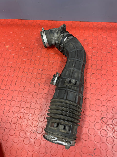 Ford Transit MK8 RWD 2.0 AIR INTAKE PIPE 2018 P/N GK319R504AG
