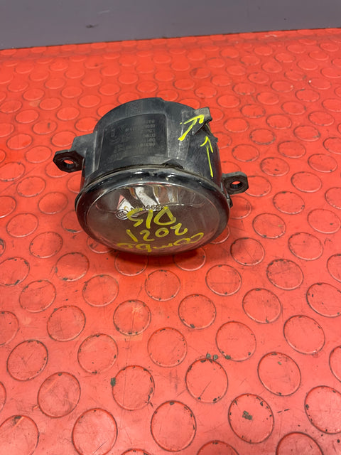 Citroen Berlingo Peugeot Partner FRONT PASSANGER FOG LIGHT HOUSING ONLY (damage one mounting point) 2019-2024 P/N 9837817180 / 89211690