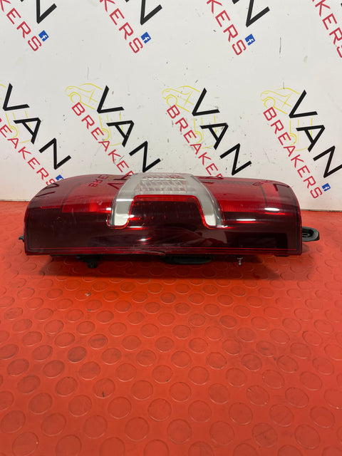 Citroen Berlingo/Peugeot Partner/Vauxhall Combo/ Toyota Proace City DRIVERS SIDE REAR TAILLIGHT 2019-2024  (DAMAGED) P/N9820554880