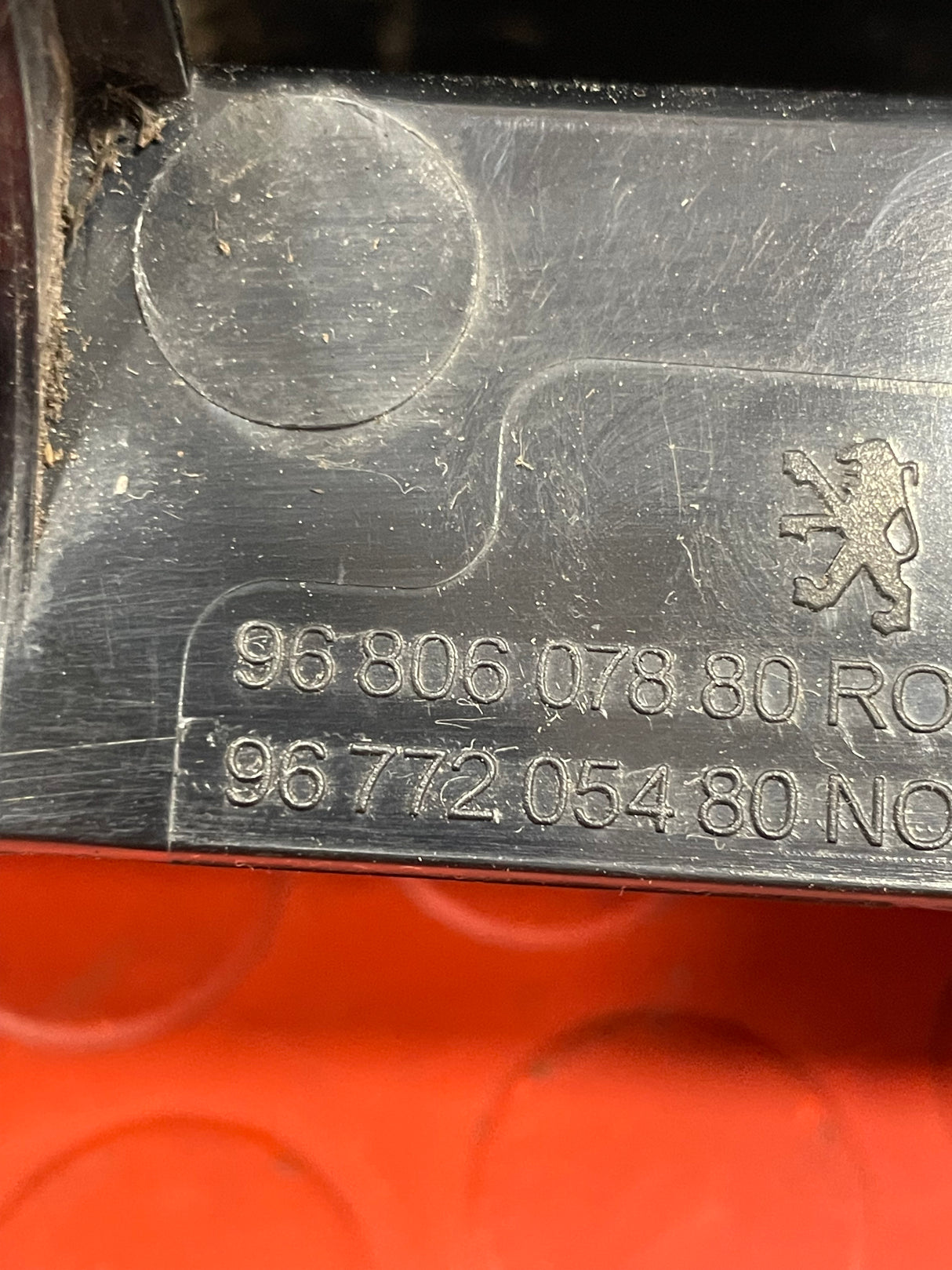 Citroen Berlingo/Peugeot Partner DRIVER'S SIDE TAILLIGHT 1.6 2012-2018 P/N 9680607880