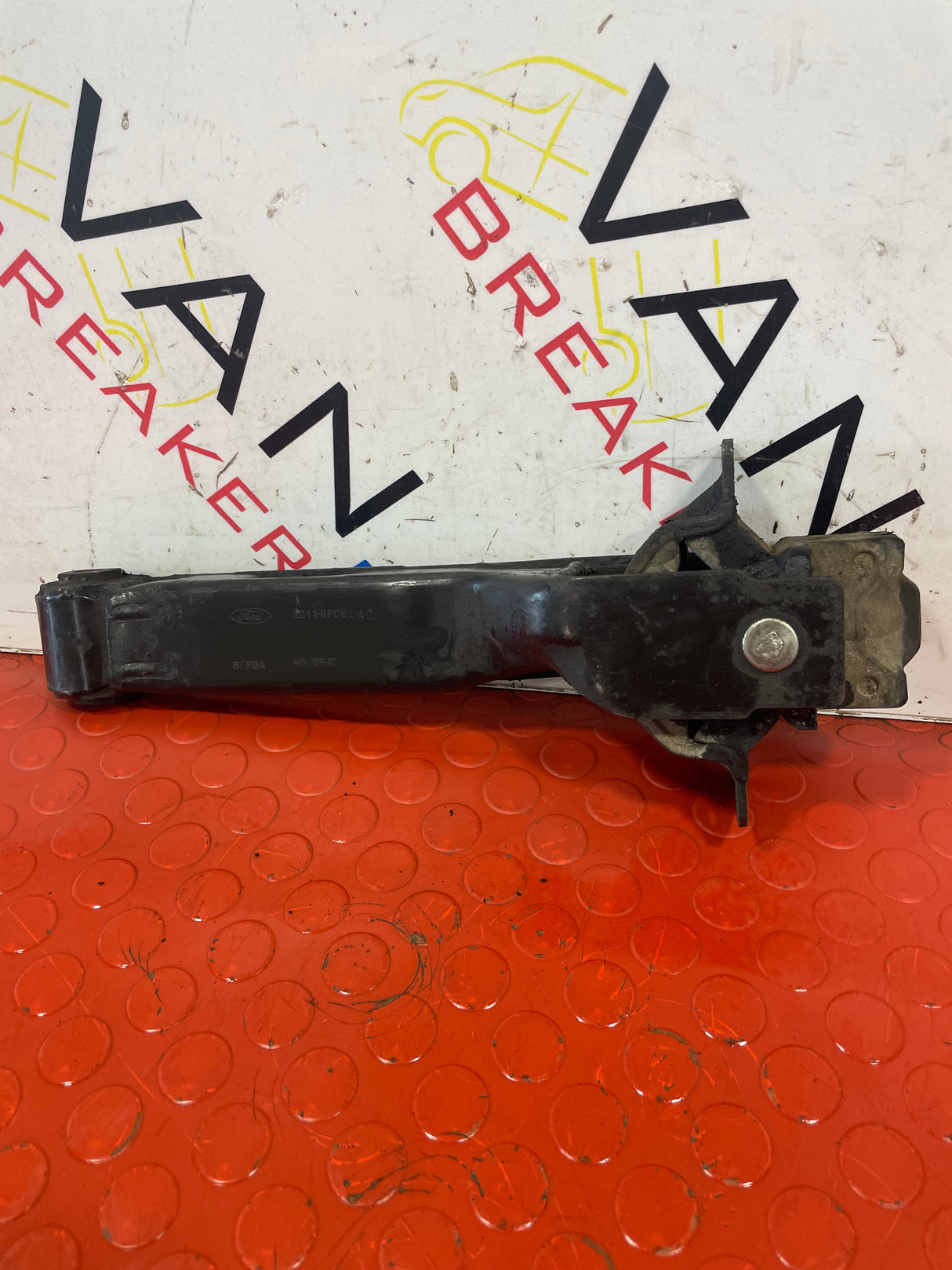 Ford Transit Mk6/ Mk7 2.2 REAR ENGINE MOUNTING 2000-2013 P/N 3C116P082AC
