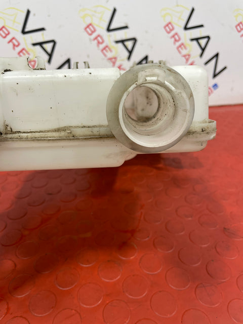 Renault Traffic WINDOW WASHER FLUID RESERVOIR (WITH PUMP) P/N 289100707R