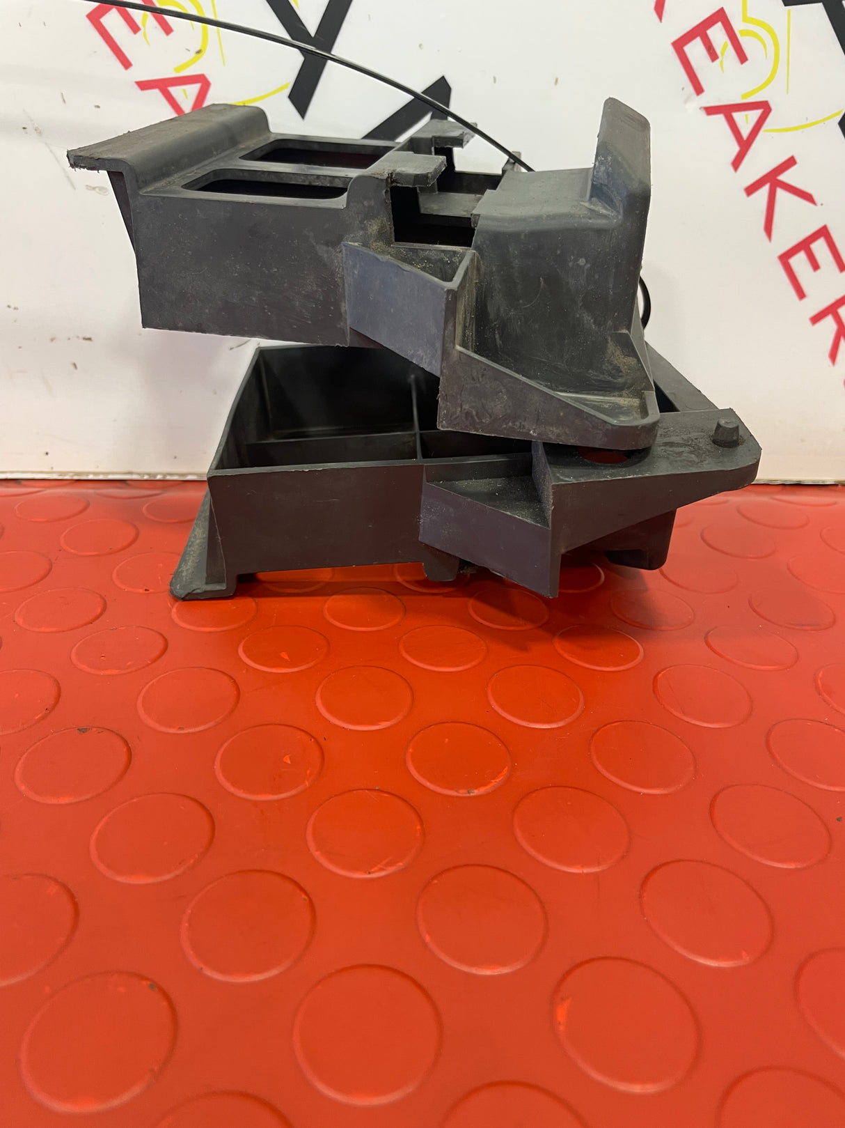 Mercedes Sprinter 906 FRONT BUMPER BRACKETS 2011   P/N A9066850263 A