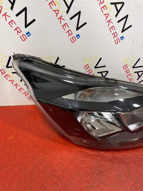 Ford Transit Custom HEADLIGHT DRIVER SIDE RH (BROKEN CLIP) 2013-2018  P/N BK2113W029AJ