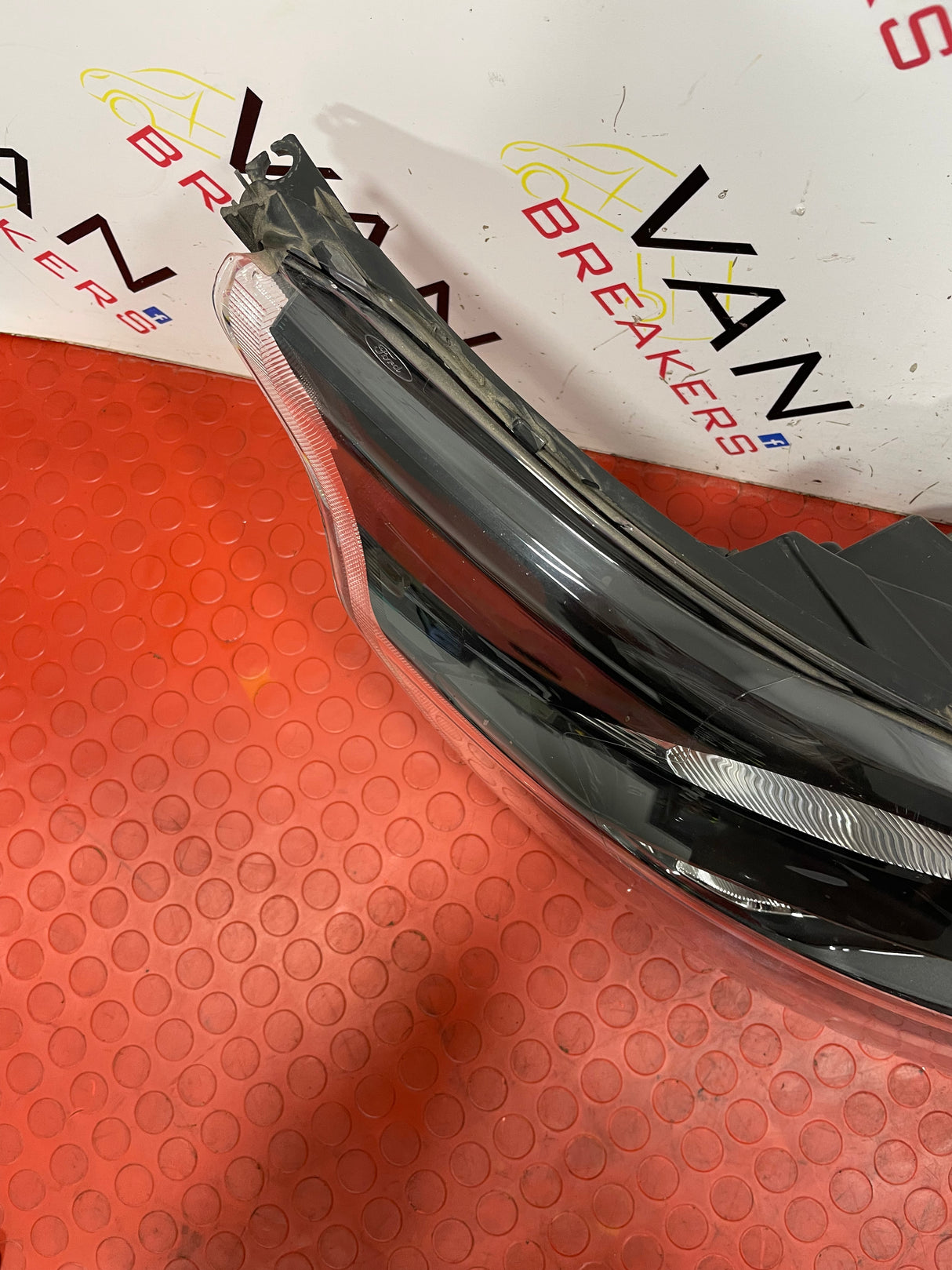 Ford Transit Custom HEADLIGHT DRIVER SIDE RH (BROKEN CLIP) 2013-2018  P/N BK2113W029AJ - 1