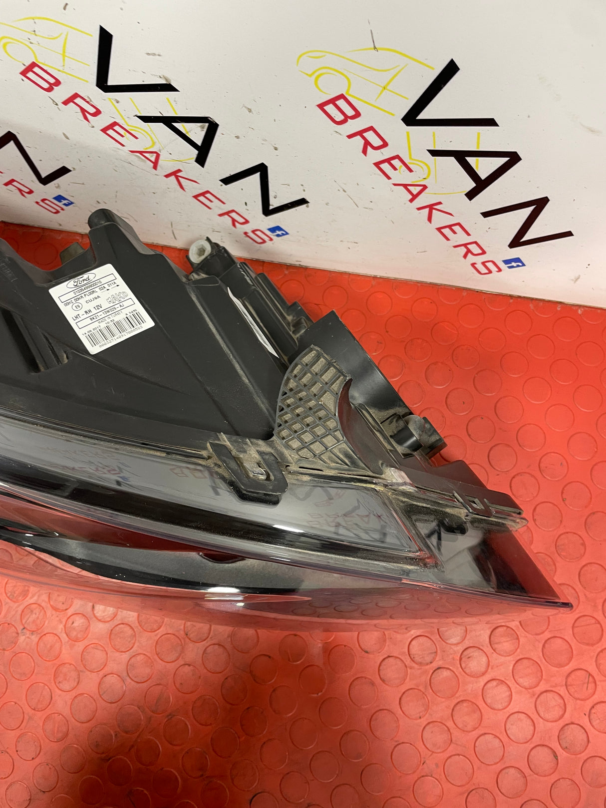 Ford Transit Custom HEADLIGHT DRIVER SIDE RH (BROKEN CLIP) 2013-2018  P/N BK2113W029AJ - 1