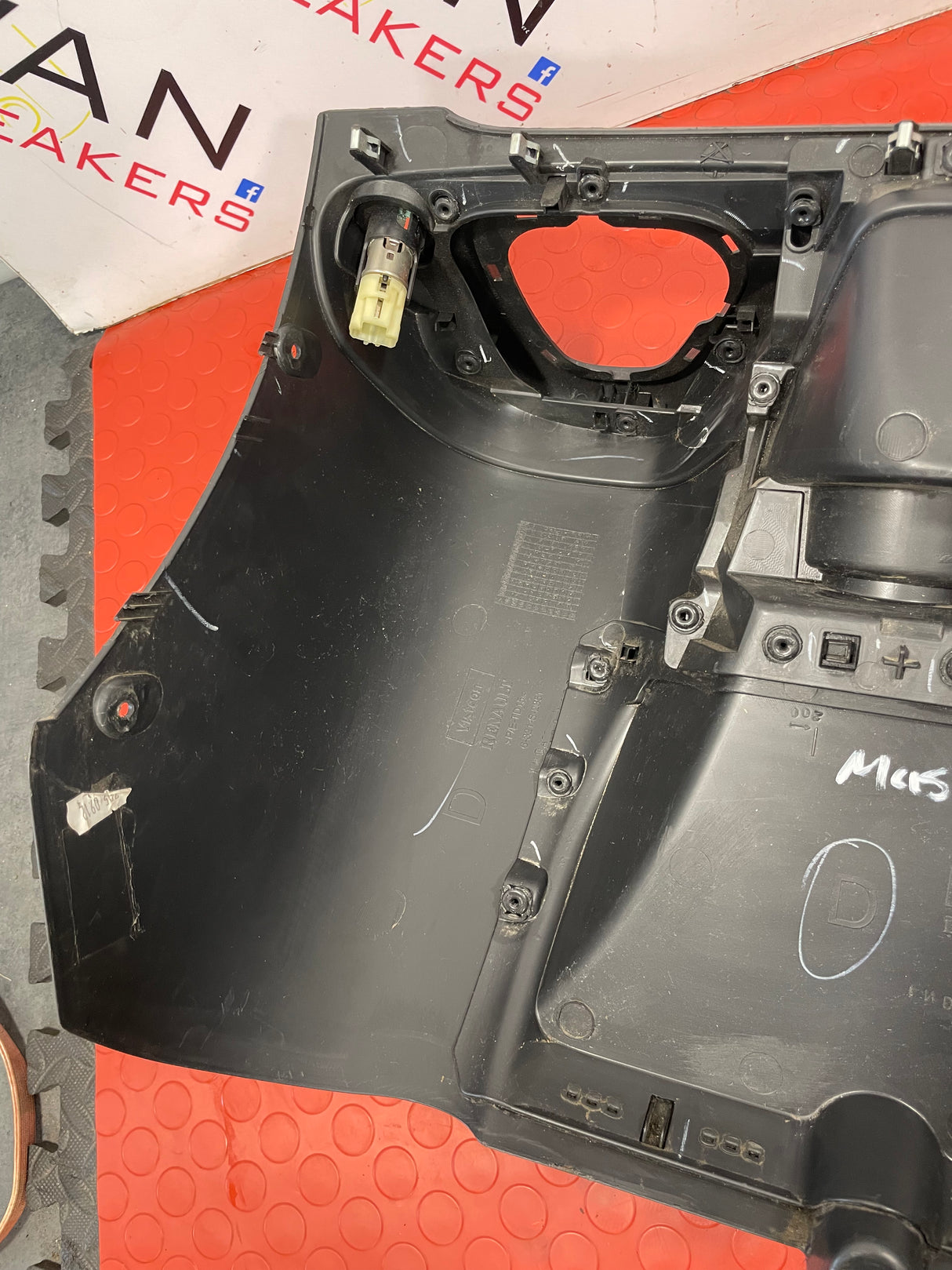 Vauxhall Movano/Renault Master Mk3 LOWER DASH CONSOLE WITH CUP HOLDERS BLACK 2010-2024  P/N 969100040R