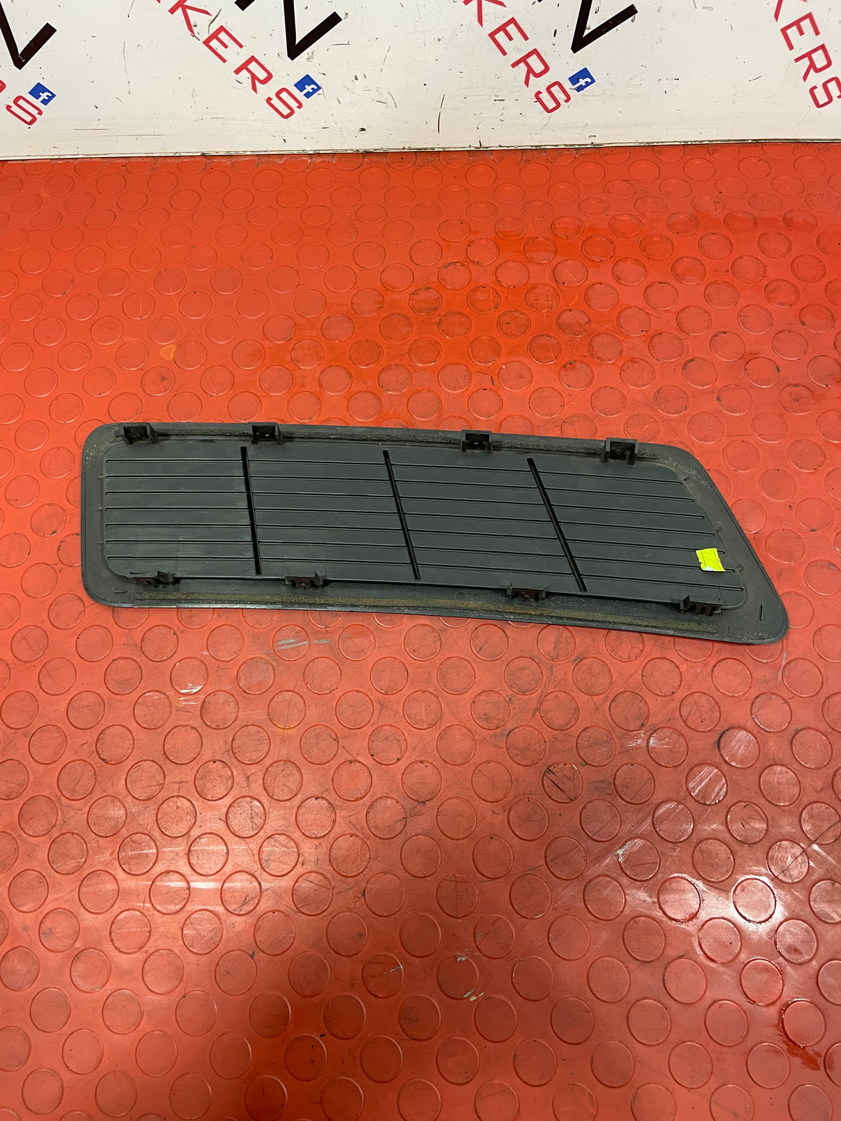 Ford Transit MK8 BONNET GRILLE Passenger Side 2013-2023 P/N BK3116585CE
