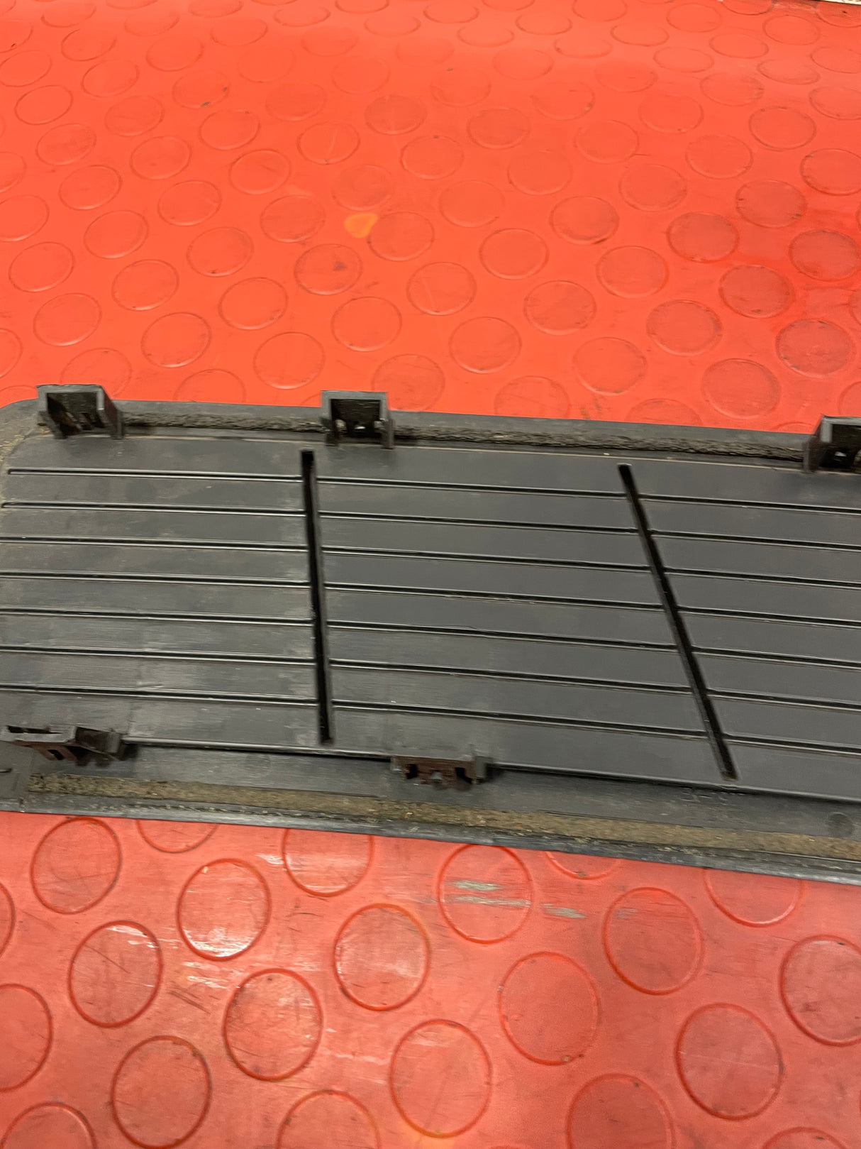 Ford Transit MK8 BONNET GRILLE Passenger Side 2013-2023 P/N BK3116585CE