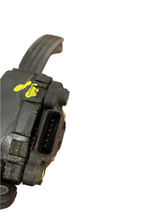 Renault Master/ Vauxhall Movano 2.3 ACCELERATOR PEDAL 2015 (6 PIN) P/N 8200672371c