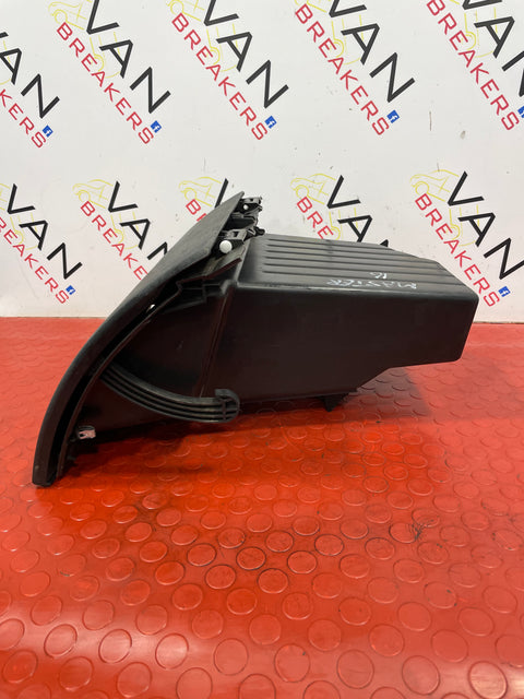 Renault GLOVE COMPARTMENT BLACK P/N 685000045R