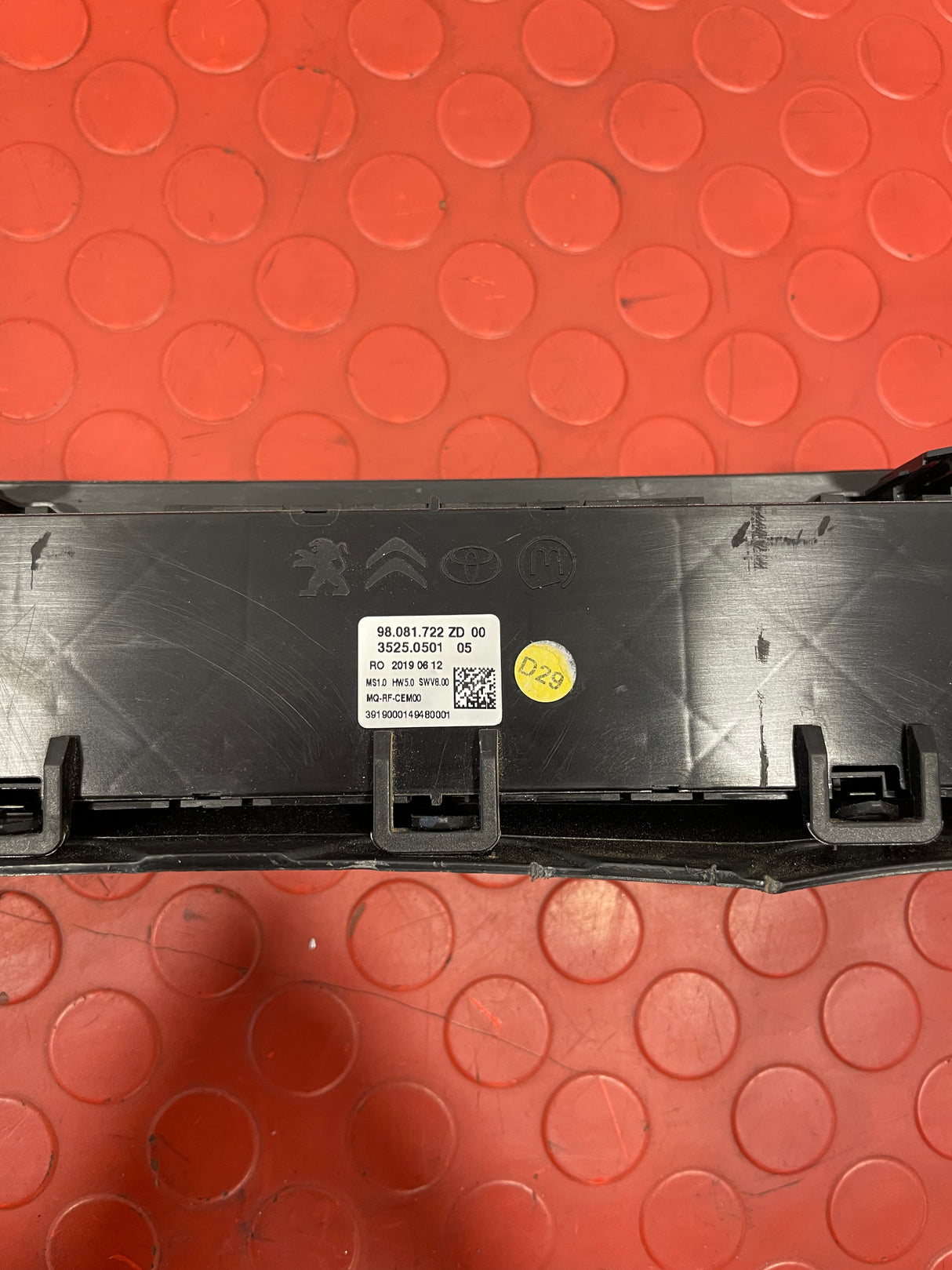 Peugeot Expert Citroen Dispatch Toyota Proace DASHBOARD TRIM CLIMATE CONTROLS WITH STEERING COLUMN TOP 2018-2024  P/N 9809503677