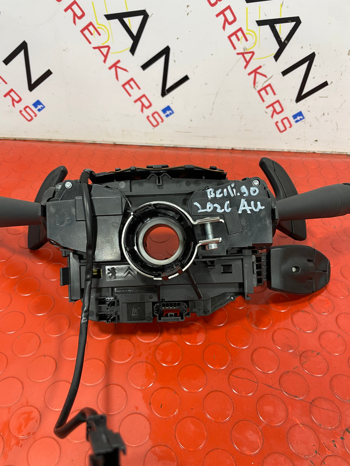 Peugeot Partner/Citroen Berlingo/Vauxhall Combo/Toyota Proace City AUTOMATIC   STALKS AND SQUIB WITH PADDLE SHIFT CONTROLS AND CRUISE CONTROL  2020 P/N 98312616ZD
