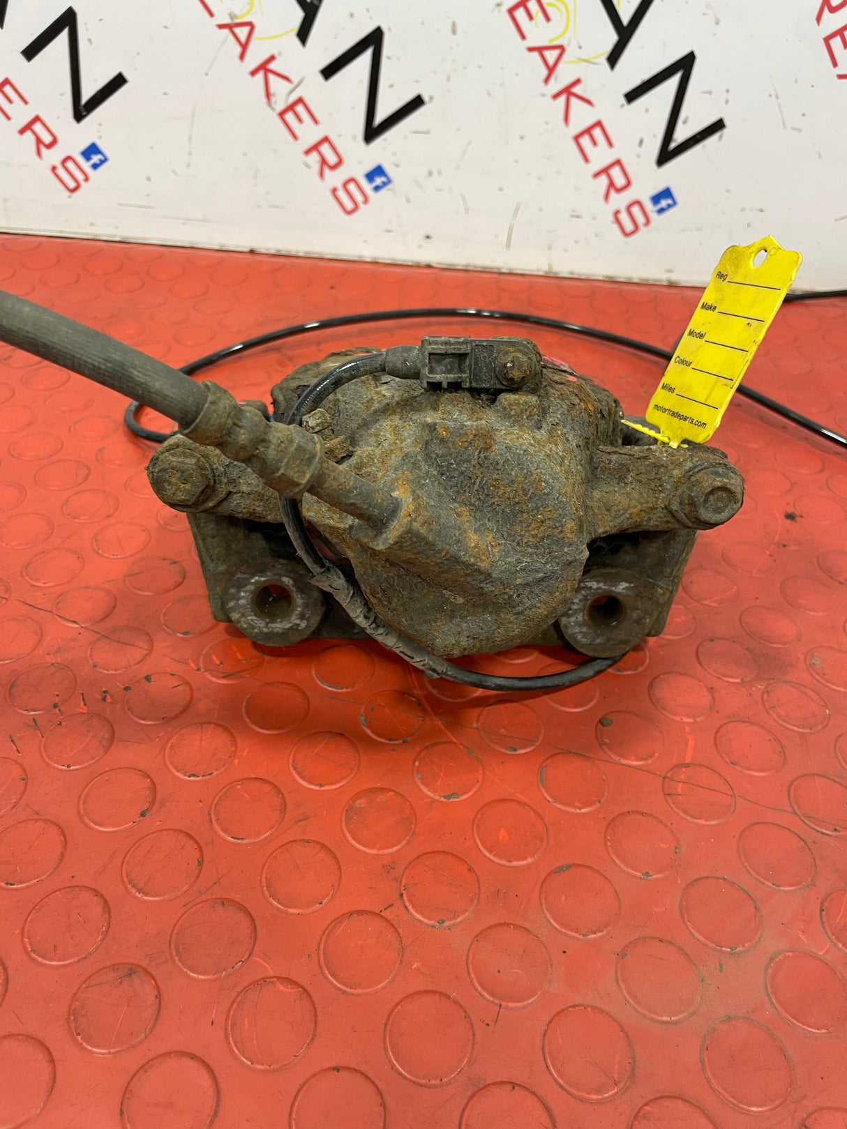Volkswagen Crafter  REAR RIGHT BRAKE CALIPER RWD 2014 P/N 2E0615424