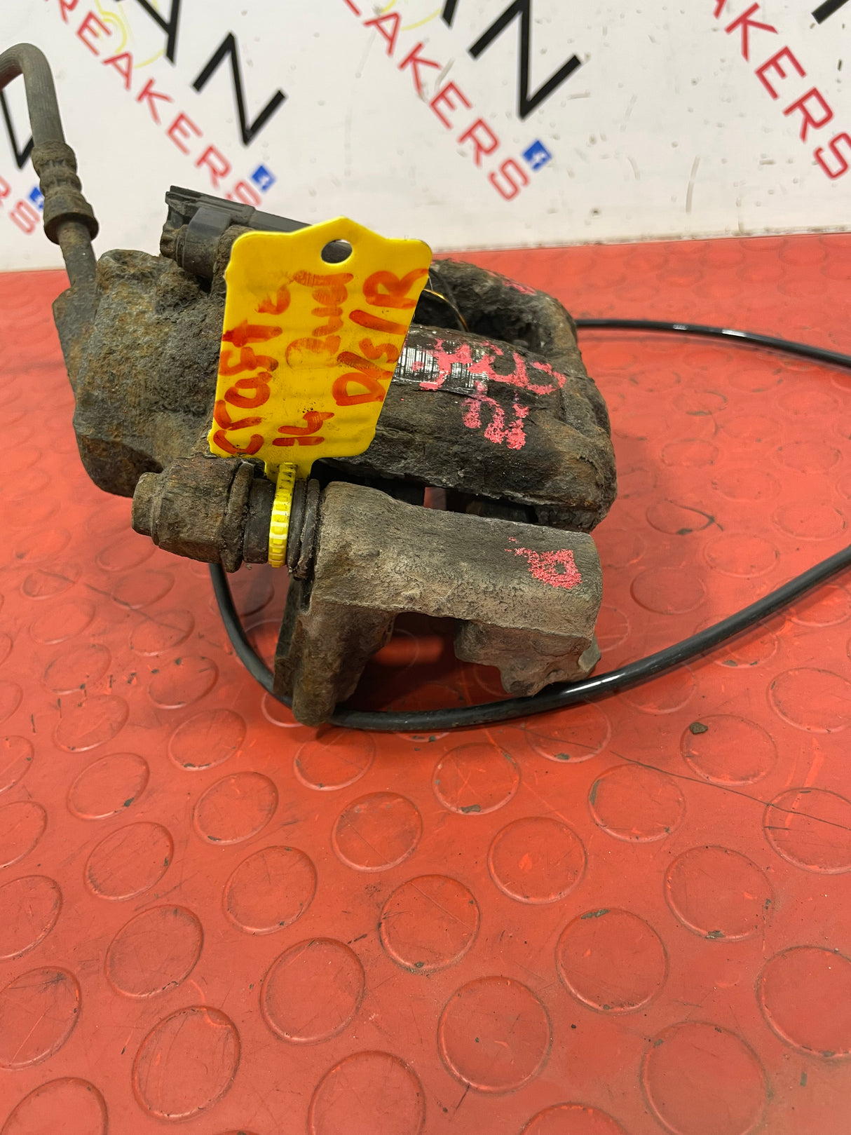 Volkswagen Crafter  REAR RIGHT BRAKE CALIPER RWD 2014 P/N 2E0615424