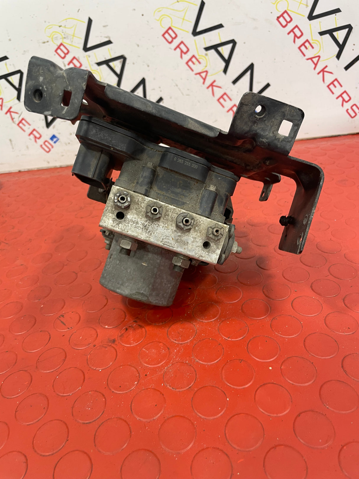 Ford Transit Custom  ABS PUMP/MOLDULE AND BRACKET MK8 2016 ONWARDS  P/N 0265956396