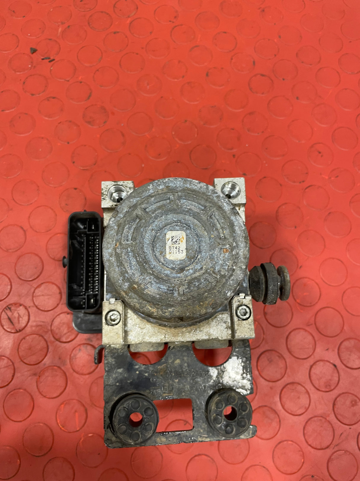 Renault Traffic ABS PUMP AND CONTROL MODULE 1.6 2014-2019 P/N 93868515