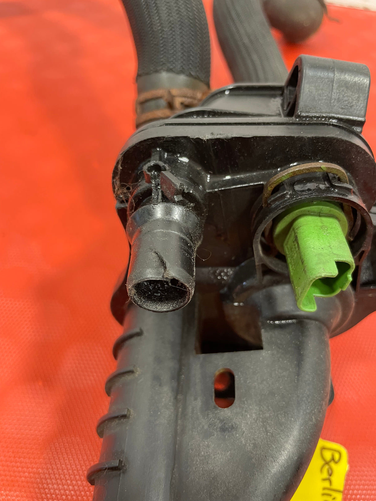 Citroen Berlingo/Peugeot Partner  THERMOSTAT HOUSING 1.6 2013-2018 P/N 9684588980